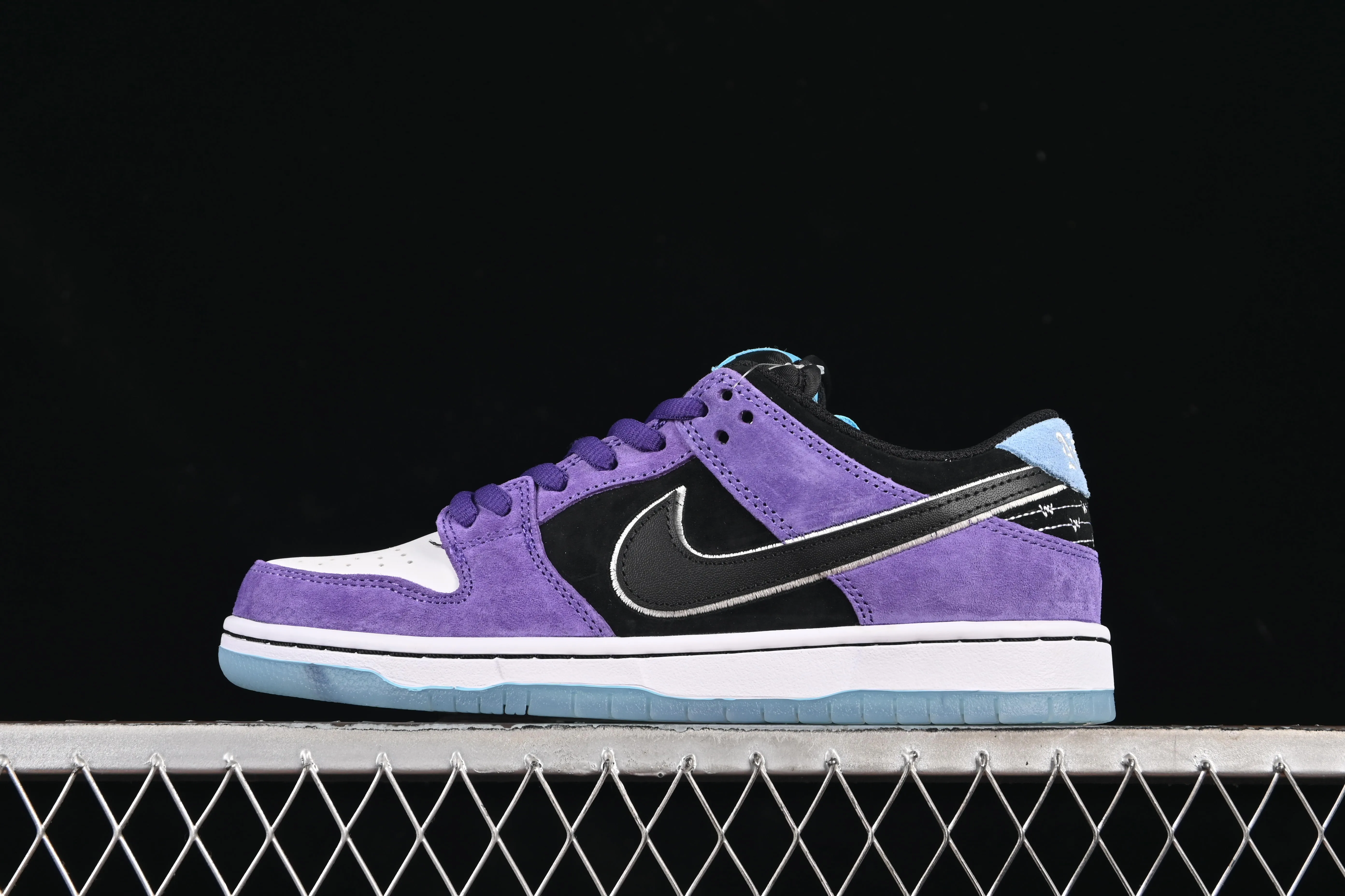 All Categories Nk SB Dunk Series Nk SB Dunk Low Low-top sneakers C version Hayley Wilson x Nike SB Dunk Low "Court Purple" joint model low-top casual sneakers HJ0513-500